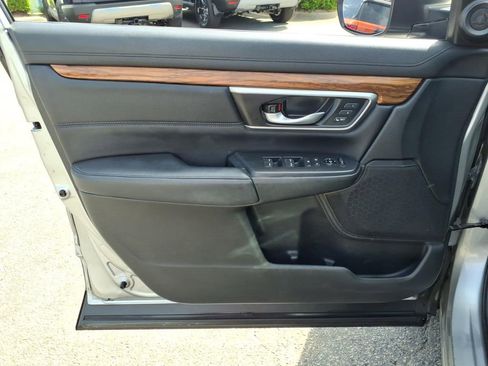 Used 2020 Honda CR-V EX-L image 9