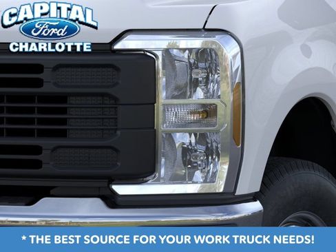 New 2026 Ford F250 XL w/ XL Driver Assist Package AWD/4WD image 17