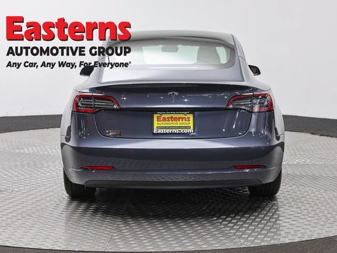 Used 2021 Tesla Model 3 Standard Range Plus RWD image 6