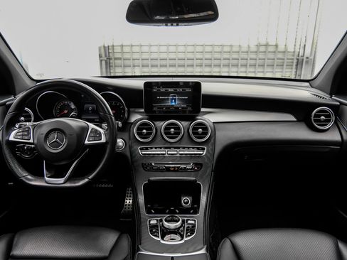 Used 2019 Mercedes-Benz GLC 300 image 17