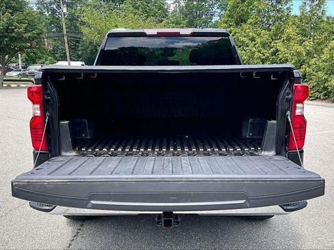 Used 2023 Chevrolet Silverado 1500 LT AWD/4WD image 32