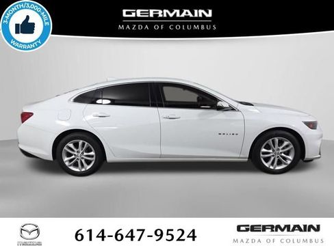Used 2017 Chevrolet Malibu LT w/ Leather Package FWD image 7