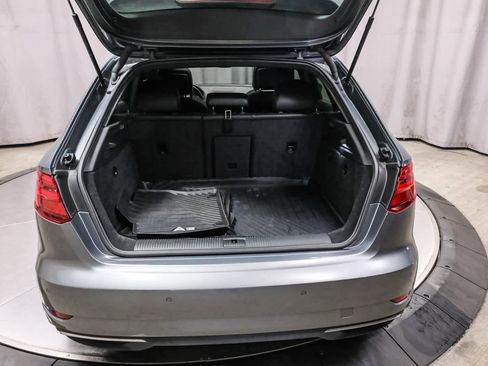 Used 2018 Audi A3 e-tron Premium Plus image 28