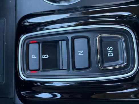 Used 2023 Honda Pilot Elite image 41