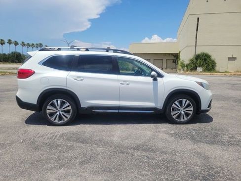 Used 2019 Subaru Ascent Limited w/ Popular Package #3 AWD/4WD image 4