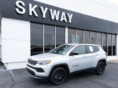 Used 2026 Jeep Compass Latitude w/ Quick Order Package 29K