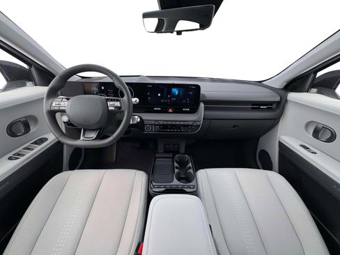 New 2026 Hyundai Ioniq 5 Limited image 13