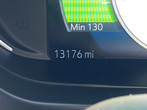Used 2019 Chevrolet Bolt LT FWD image 16