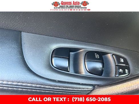 Used 2019 Nissan Rogue Sport SV image 41