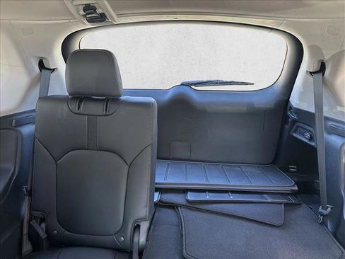 Used 2023 Honda Pilot EX-L image 27