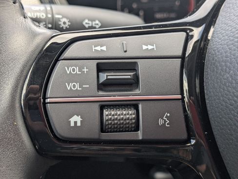 Used 2024 Honda CR-V EX-L image 19
