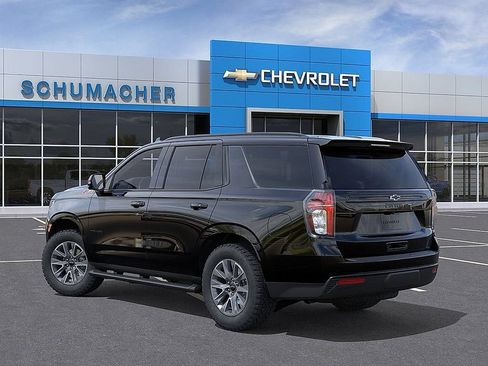 Used 2023 Chevrolet Tahoe Z71 w/ Luxury Package AWD/4WD image 3