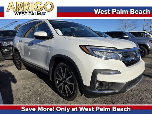 Used 2022 Honda Pilot Touring image 1