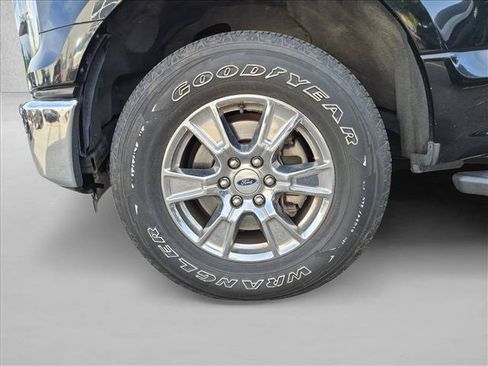 Used 2016 Ford F150 XLT w/ Equipment Group 302A Luxury AWD/4WD image 13