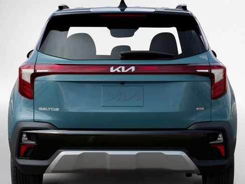 New 2026 Kia Seltos S AWD/4WD image 13