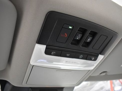 Certified 2023 Nissan Rogue SL w/ SL Premium Package image 41