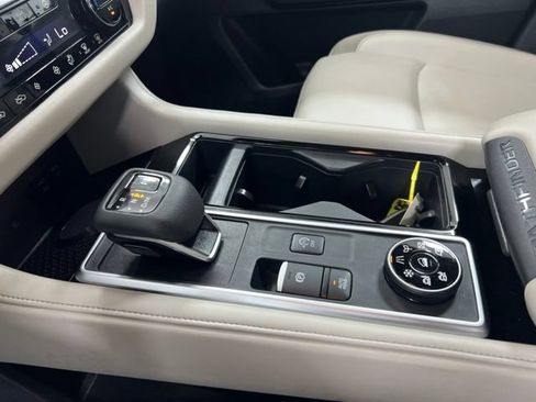 Used 2026 Nissan Pathfinder SL AWD/4WD image 20