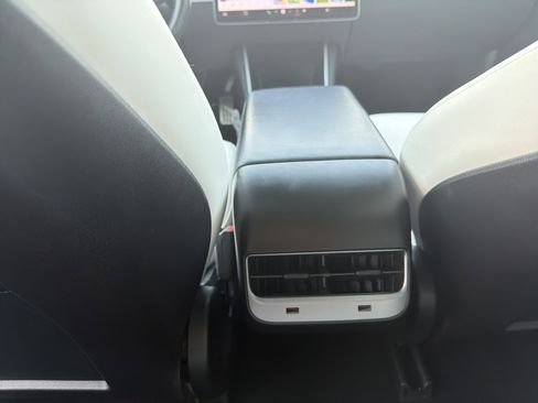 Used 2019 Tesla Model 3 Long Range image 20