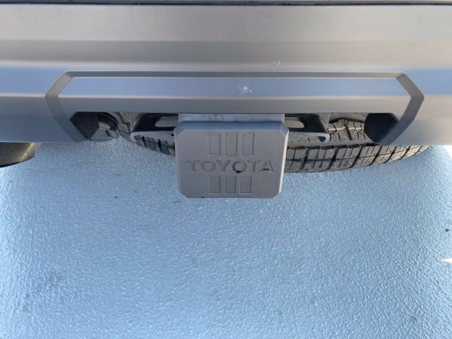 Used 2025 Toyota 4Runner TRD Off-Road Premium AWD/4WD image 8