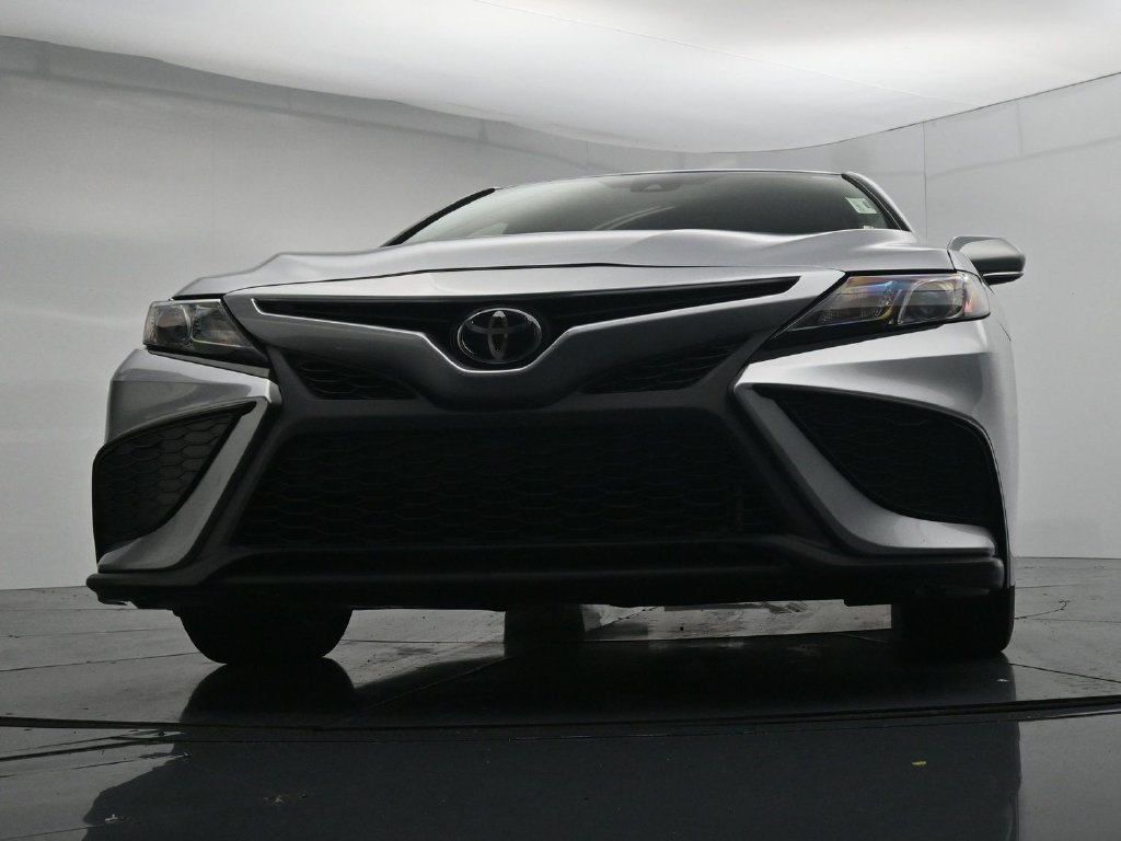 Used 2024 Toyota Camry SE FWD image 34