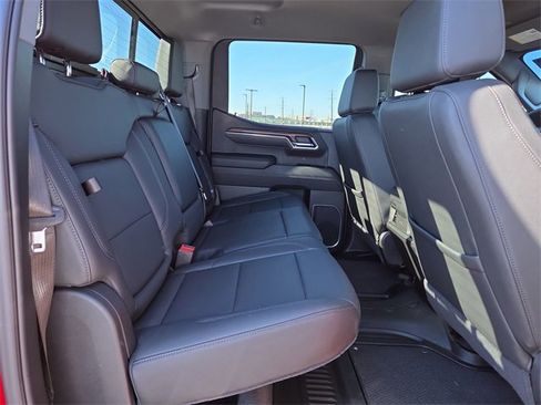 Used 2025 Chevrolet Silverado 1500 LT Trail Boss w/ Convenience Package II image 19