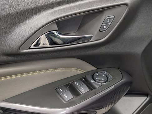 New 2026 Chevrolet Trax ACTIV w/ Sunroof Package FWD image 17