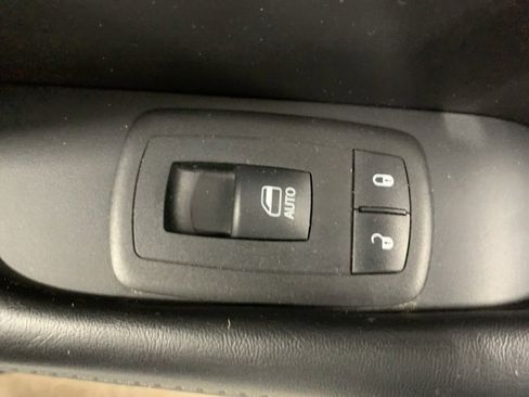 Used 2017 Dodge Challenger GT w/ GT Interior Package image 22