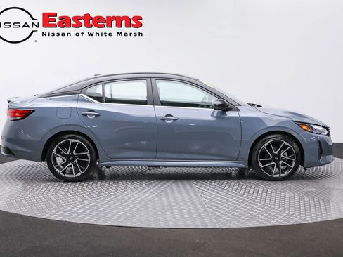 Used 2024 Nissan Sentra SR FWD image 4
