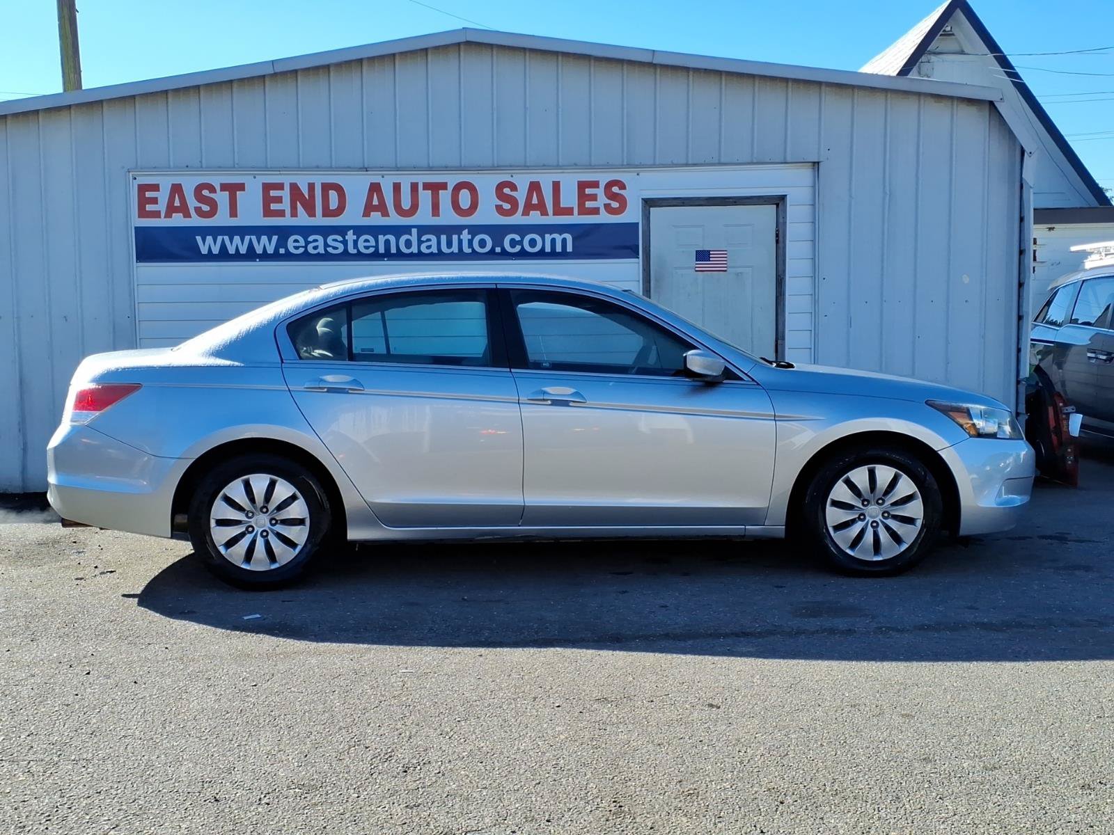 Used 2009 Honda Accord LX image 2