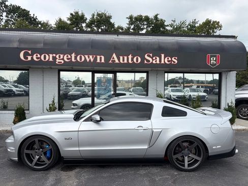 Used 2012 Ford Mustang GT Premium w/ Comfort Pkg RWD image 11