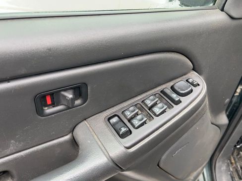 Used 2005 Chevrolet Silverado 1500 w/ Light Duty Power Package image 9