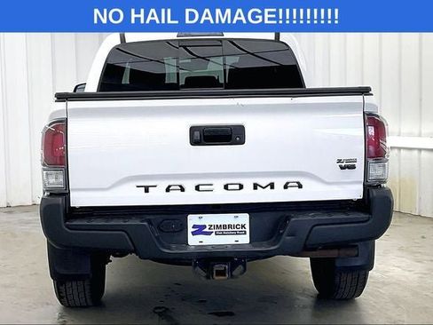 Used 2021 Toyota Tacoma TRD Off-Road AWD/4WD image 4
