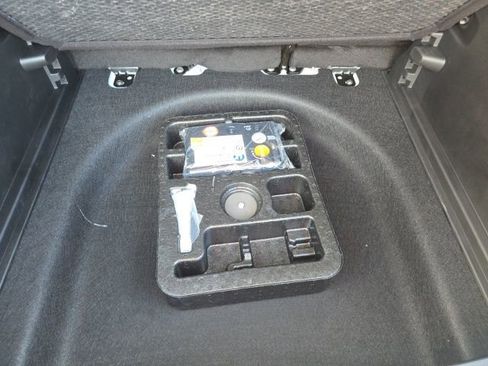 New 2026 Jeep Compass Latitude image 27