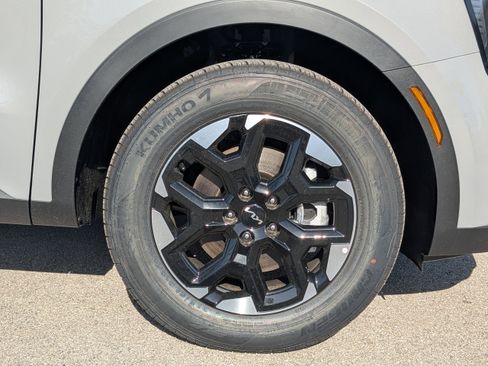 New 2026 Kia Sorento S FWD image 11