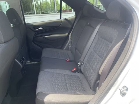 Used 2023 Chevrolet Equinox LT image 36