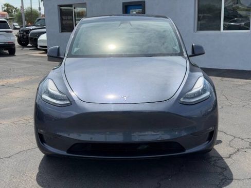 Used 2021 Tesla Model Y Long Range AWD/4WD image 8