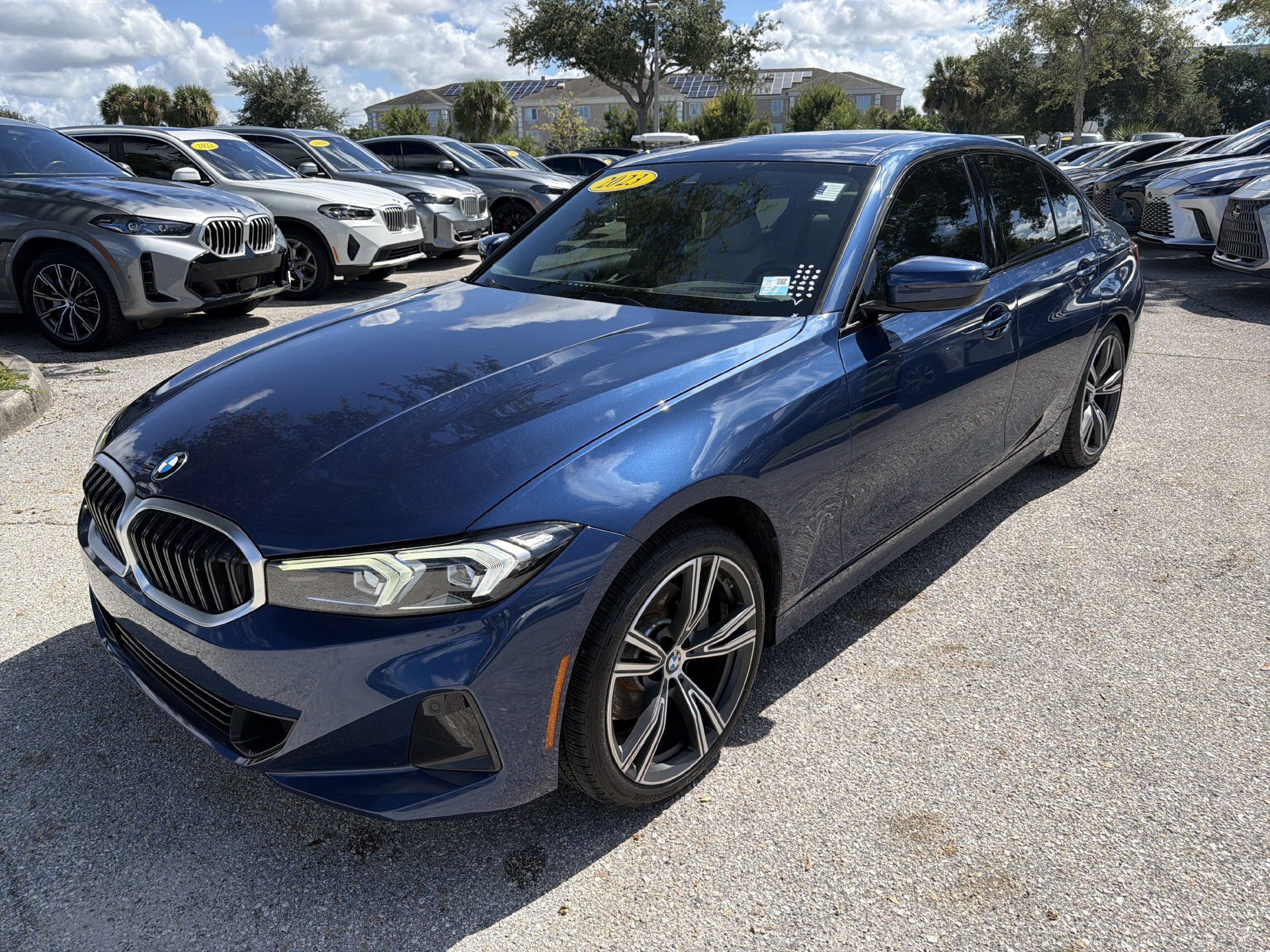 Used 2023 BMW 330i Sedan w/ Premium Package RWD image 8