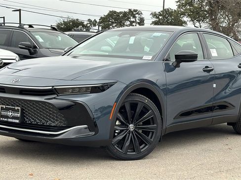 New 2026 Toyota Crown Nightshade image 34