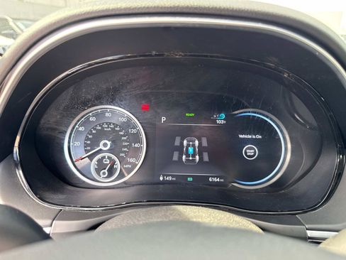 Used 2025 Genesis Electrified GV70 AWD/4WD image 13