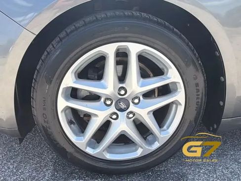 Used 2013 Ford Fusion SE FWD image 17