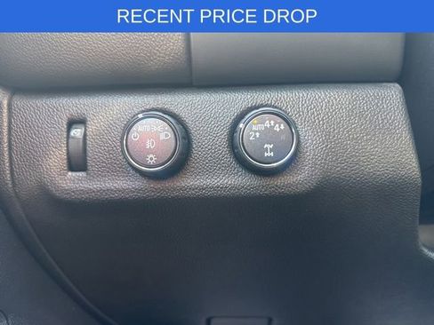 Used 2019 GMC Canyon SLE w/ SLE Convenience Package image 19