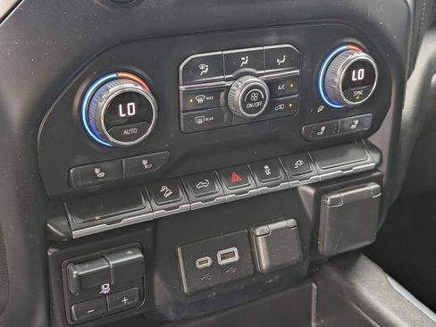 Used 2021 Chevrolet Silverado 1500 LT Trail Boss w/ Convenience Package II image 29