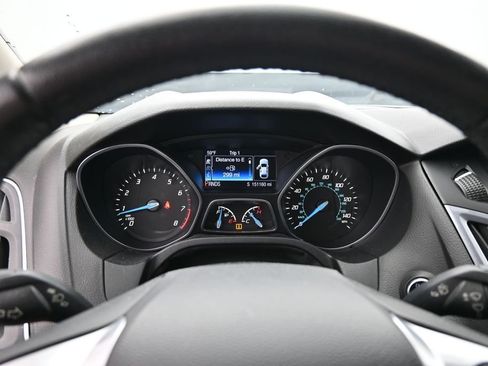 Used 2014 Ford Focus Titanium FWD image 32