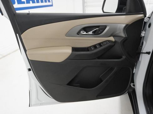 Used 2023 Chevrolet Traverse LS w/ Midnight/Sport Edition image 12