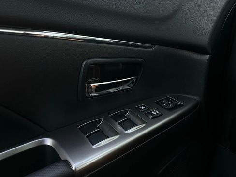 Used 2024 Mitsubishi Outlander Sport SE image 19