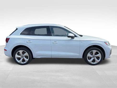 Used 2022 Audi Q5 2.0T Prestige w/ Prestige Package AWD/4WD image 2