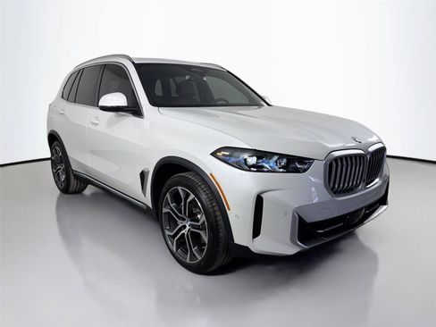 New 2026 BMW X5 xDrive40i AWD/4WD image 3