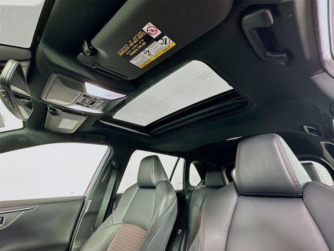 Certified 2022 Toyota RAV4 XSE image 21