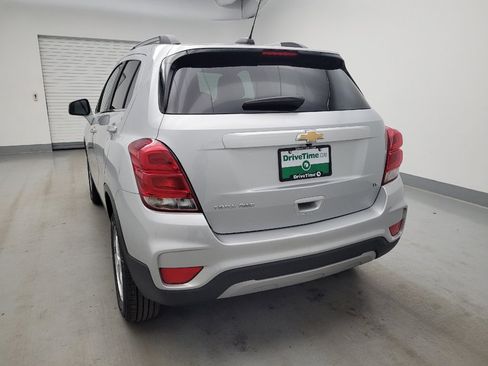 Used 2020 Chevrolet Trax LT w/ LT Convenience Package AWD/4WD image 6