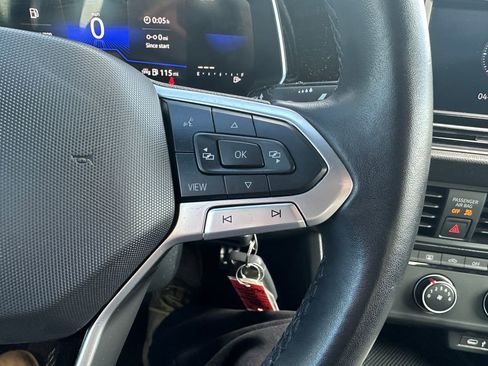 Used 2024 Volkswagen Jetta Sport image 21